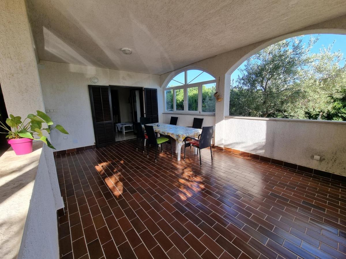Apartment Grbac Barbat na Rabu Eksteriør bilde