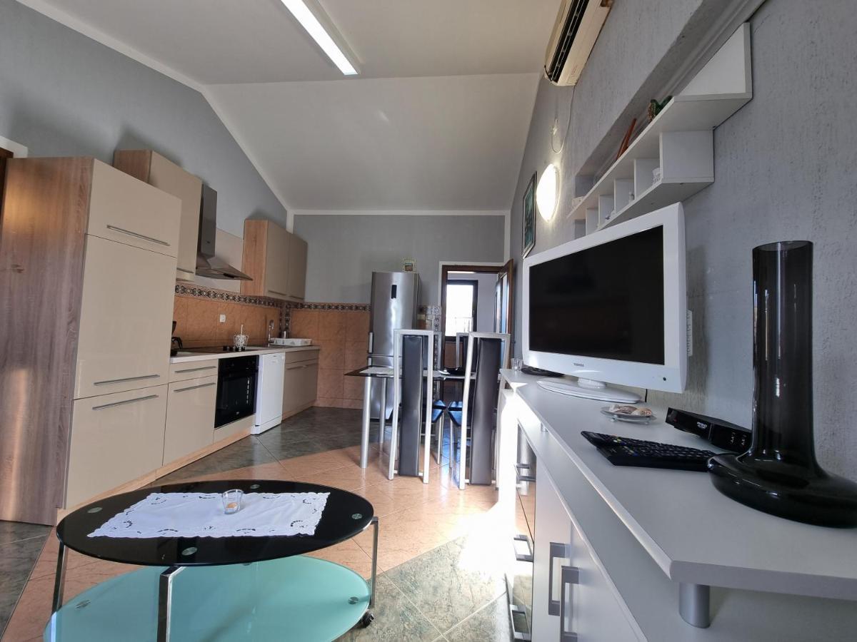 Apartment Grbac Barbat na Rabu Eksteriør bilde