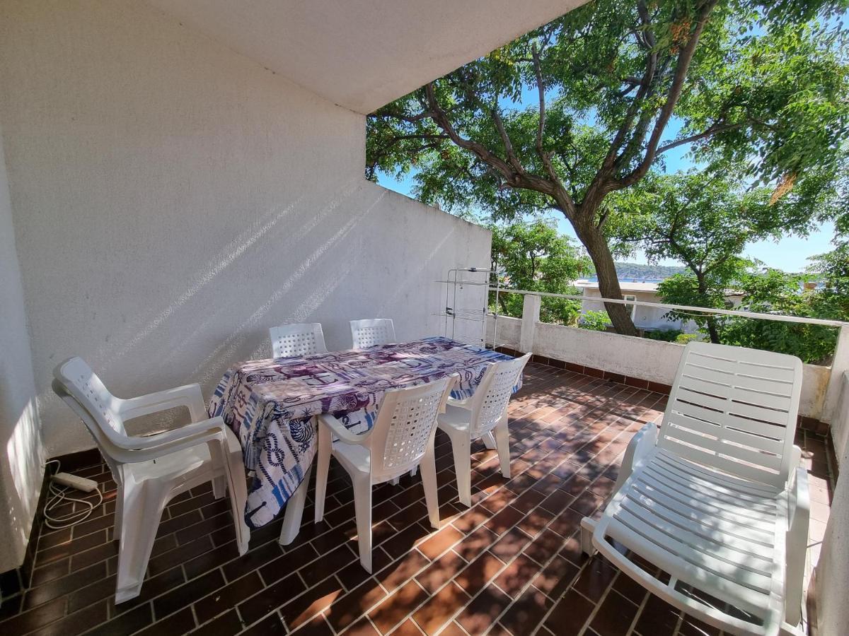 Apartment Grbac Barbat na Rabu Eksteriør bilde